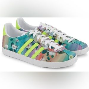 Women's Blue Originals X The Farm Company Gazelle Floral Farm Sneaker size 6.5